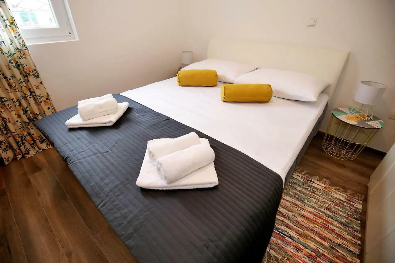 Nerea Apartment Molat